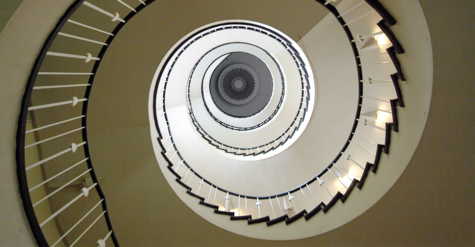 Escalier tournant. Photo par Bo de Visser